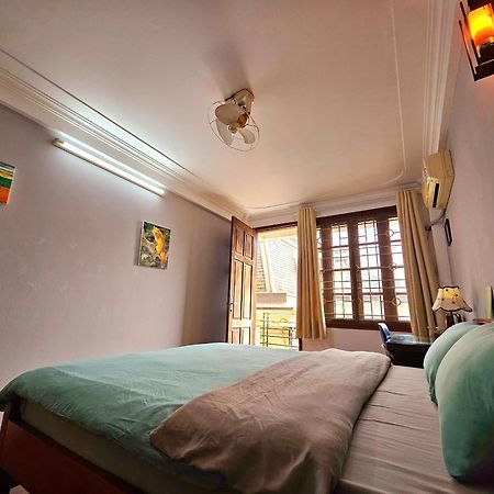 Rainbow Homestay - No 8 Alley 18B Tong Dan Hanoi Exterior foto