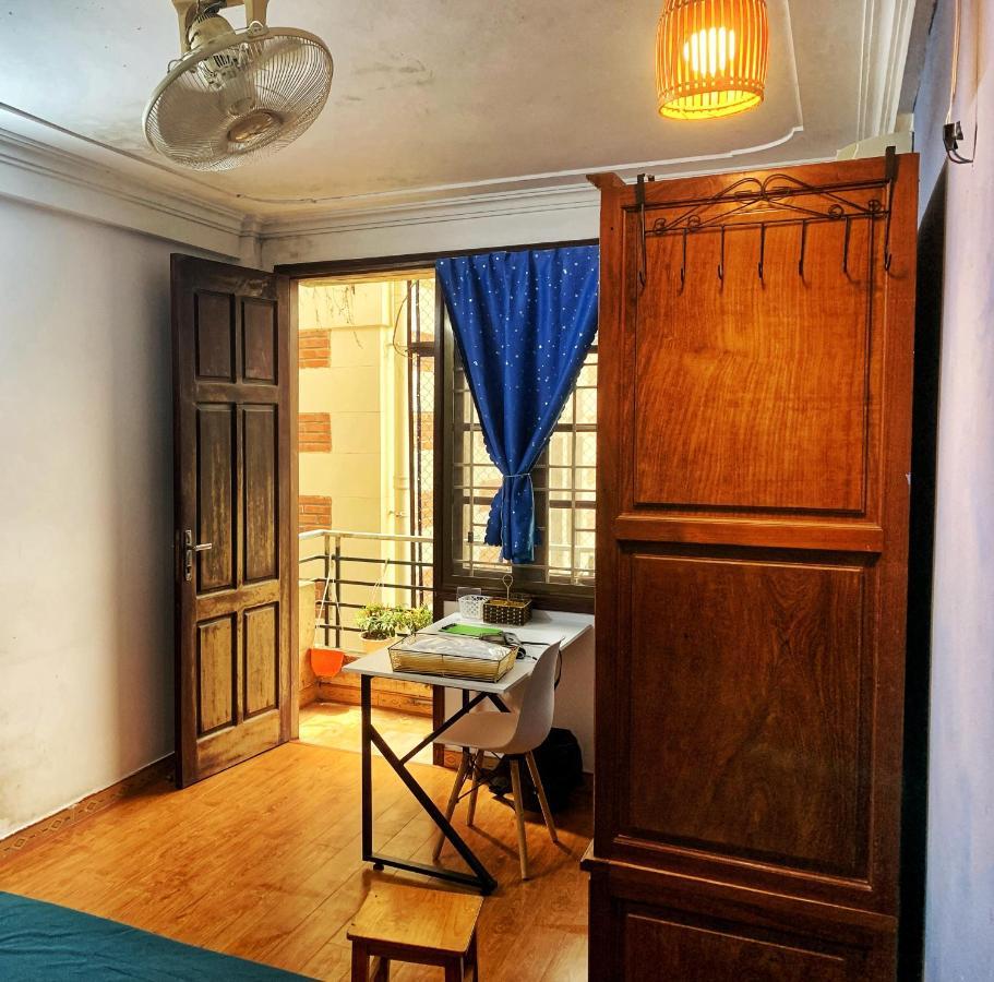 Rainbow Homestay - No 8 Alley 18B Tong Dan Hanoi Exterior foto