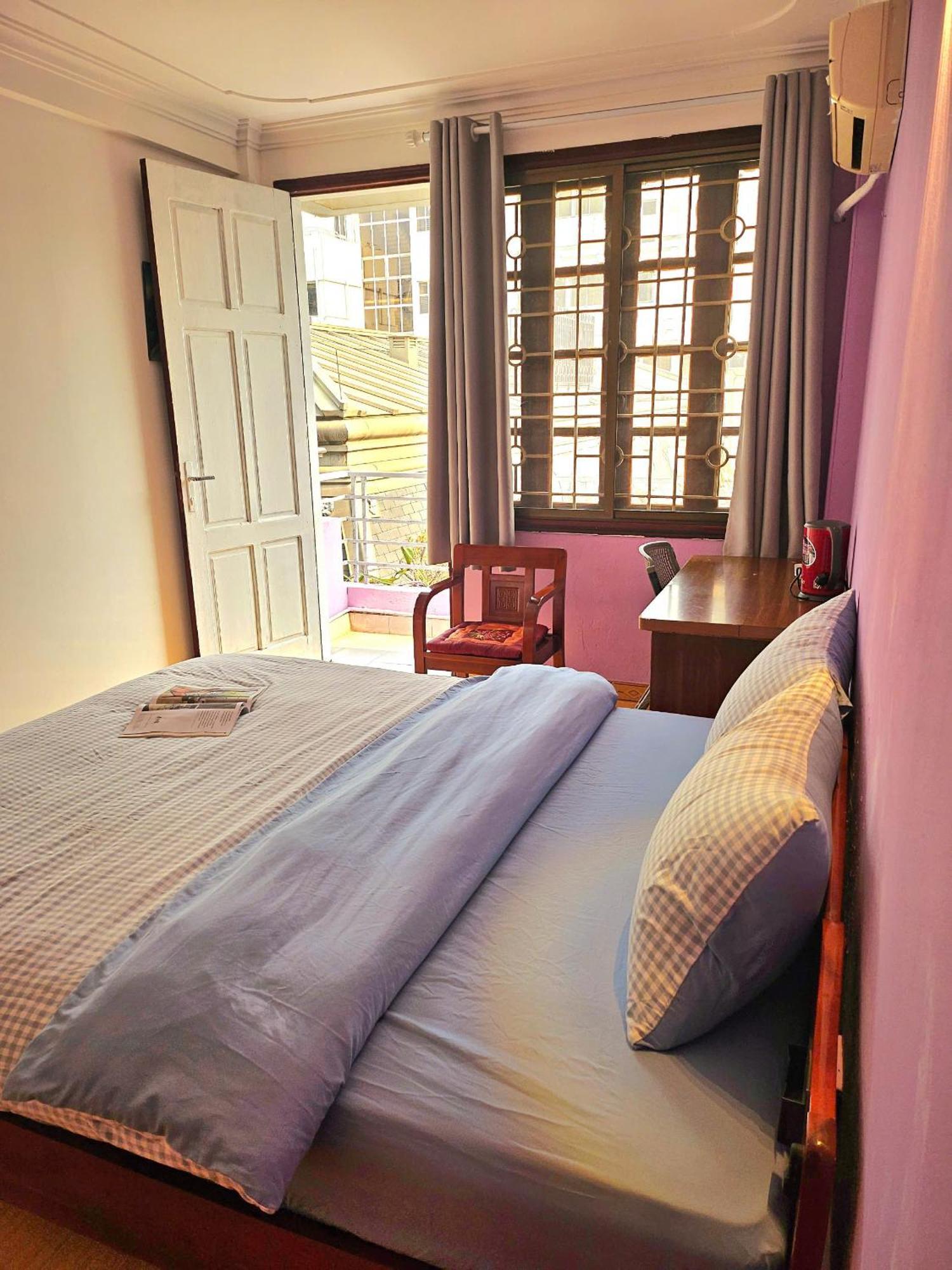 Rainbow Homestay - No 8 Alley 18B Tong Dan Hanoi Exterior foto
